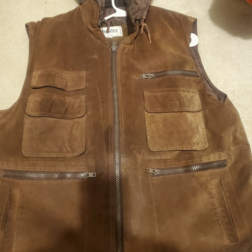 6 Pocket Leather Vest w/ zip out hood